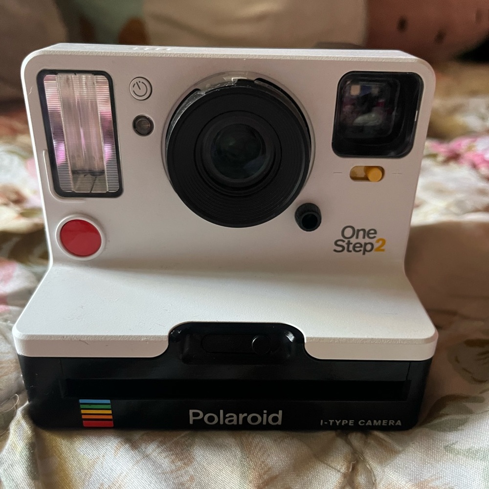 Polaroid One step 2 camera